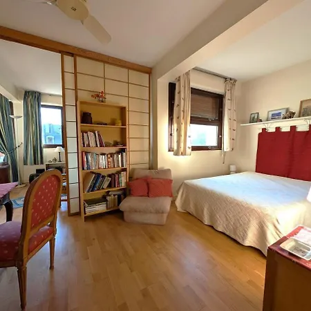 Apartman Vintage Pied-a-terre - Eiffel Tower View *