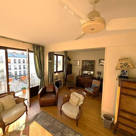 Vintage Pied-a-terre - Eiffel Tower View * Párizs